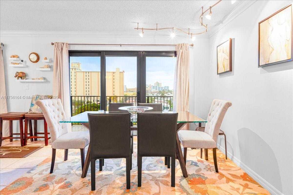 Small Image of 1201 SOUTH S OCEAN #504N, Hollywood Number 9
