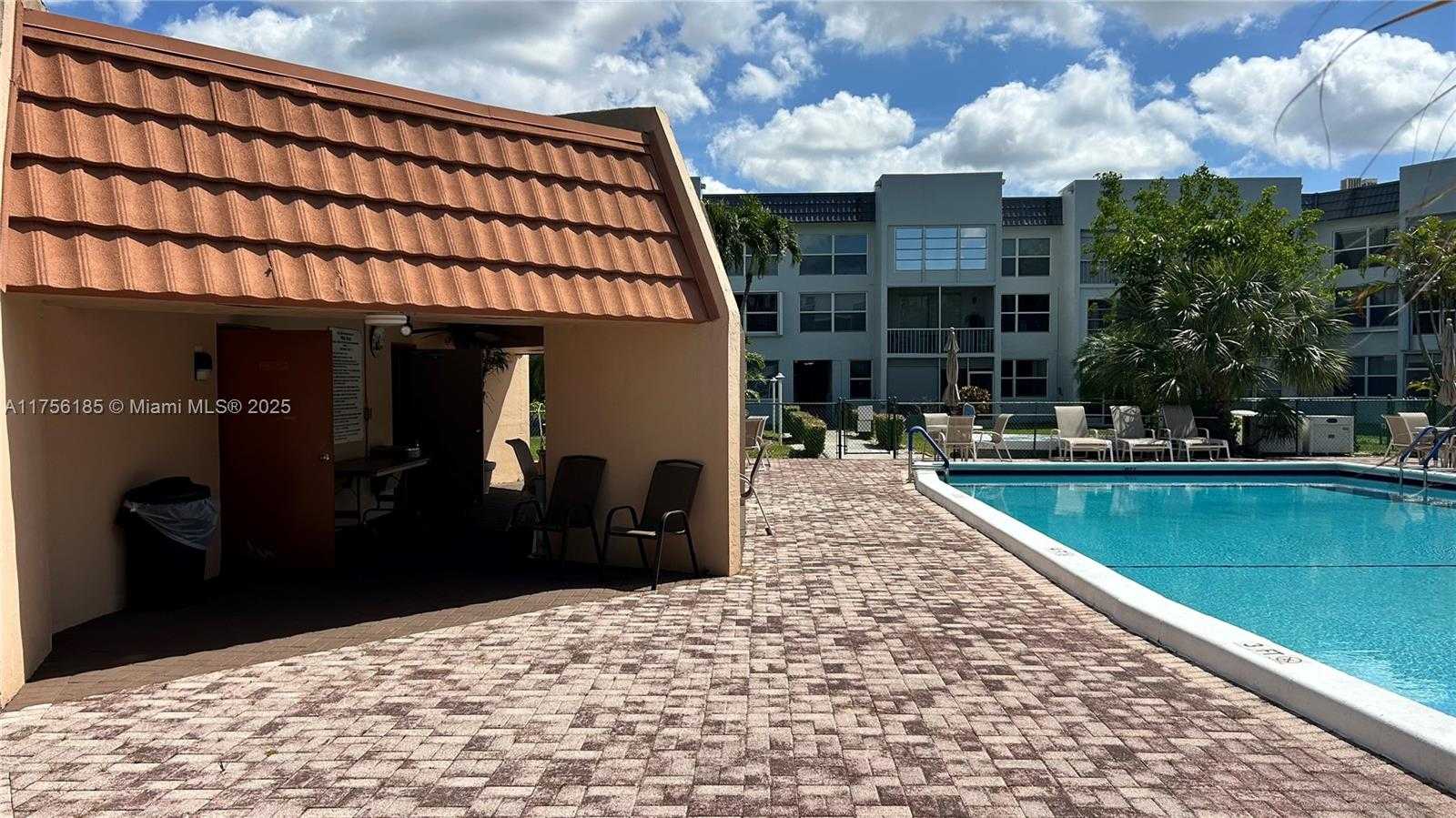 Small Image of 6550 ROYAL PALM BLVD #108, Margate Number 11