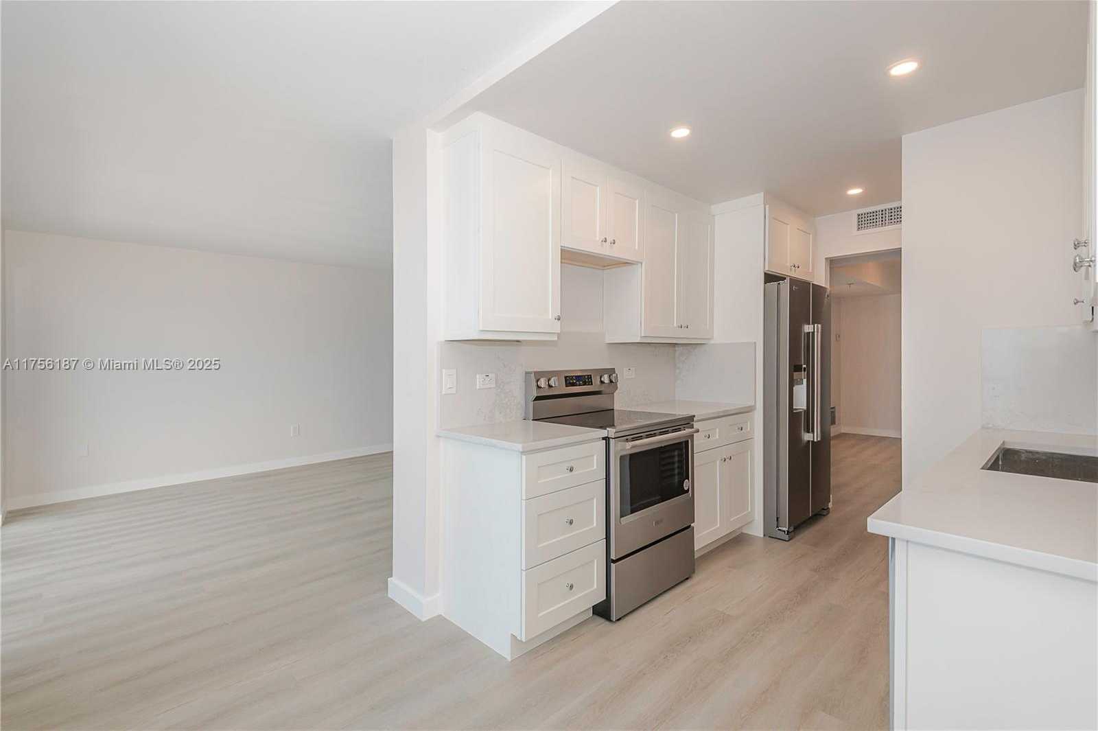 Small Image of 1201 SOUTH OCEAN DR #2509S, Hollywood Number 13