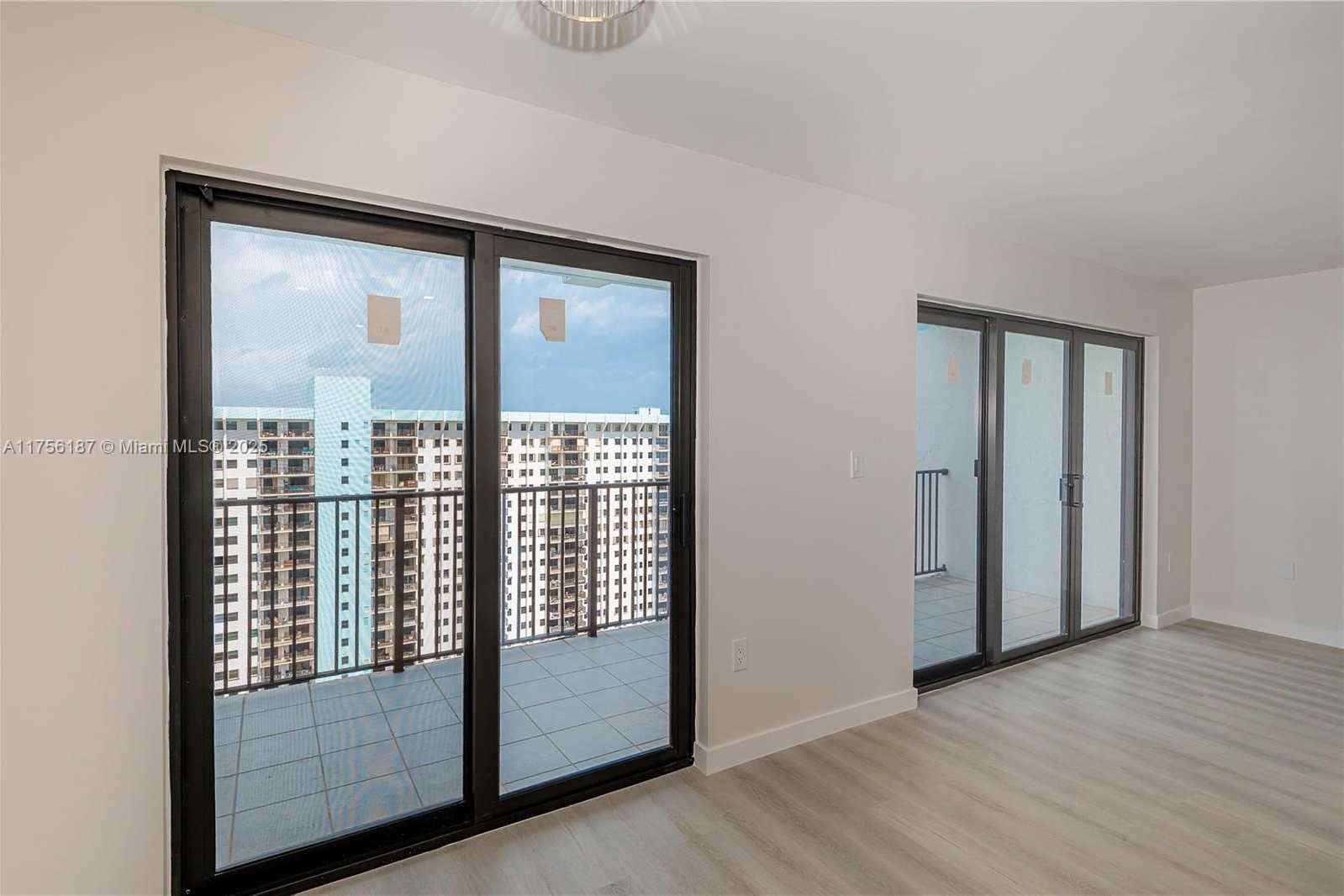 Small Image of 1201 SOUTH OCEAN DR #2509S, Hollywood Number 14