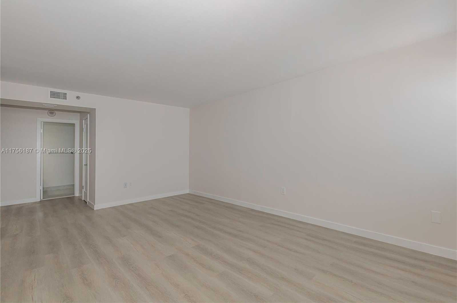 Small Image of 1201 SOUTH OCEAN DR #2509S, Hollywood Number 22