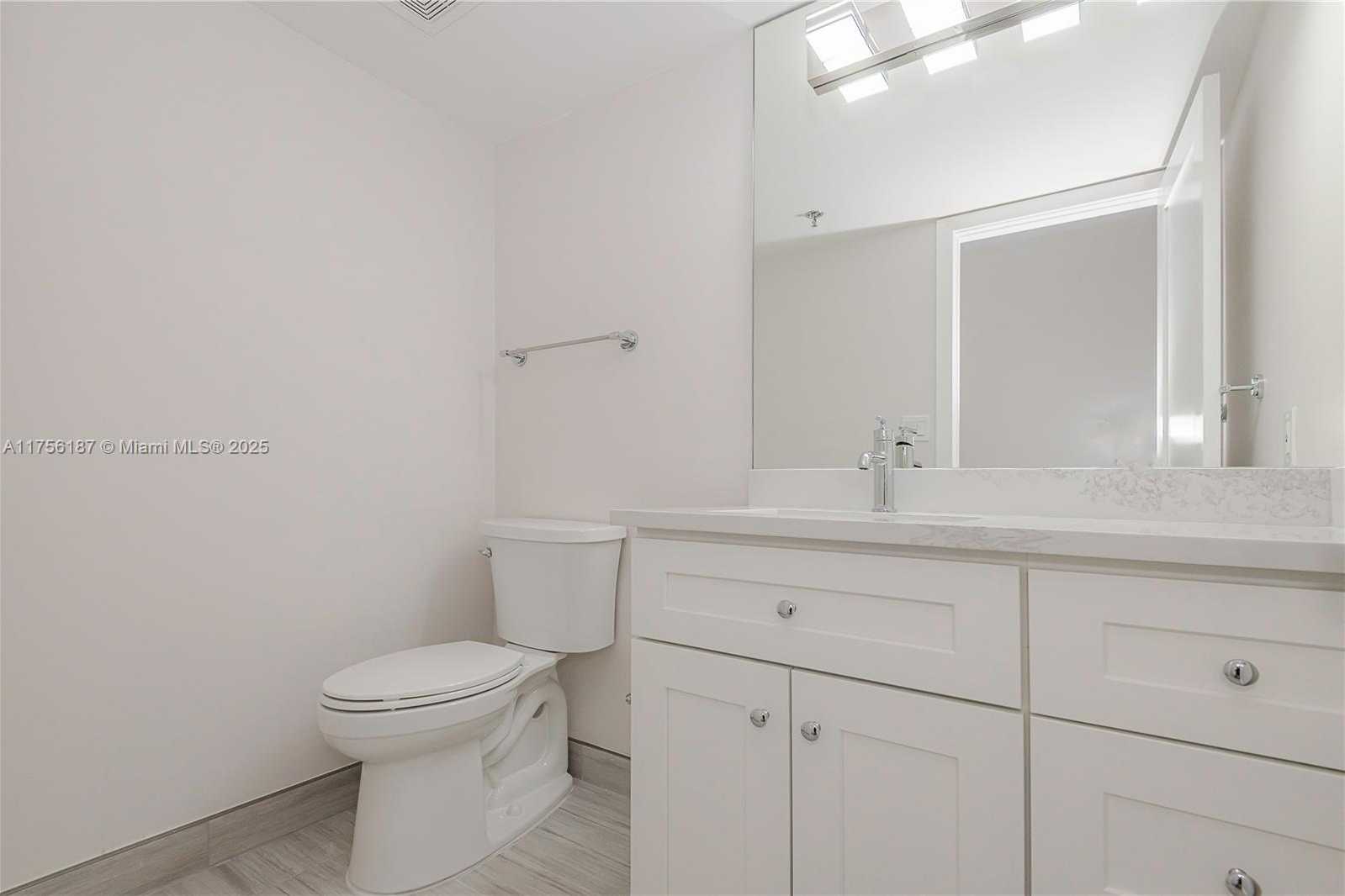 Small Image of 1201 SOUTH OCEAN DR #2509S, Hollywood Number 30