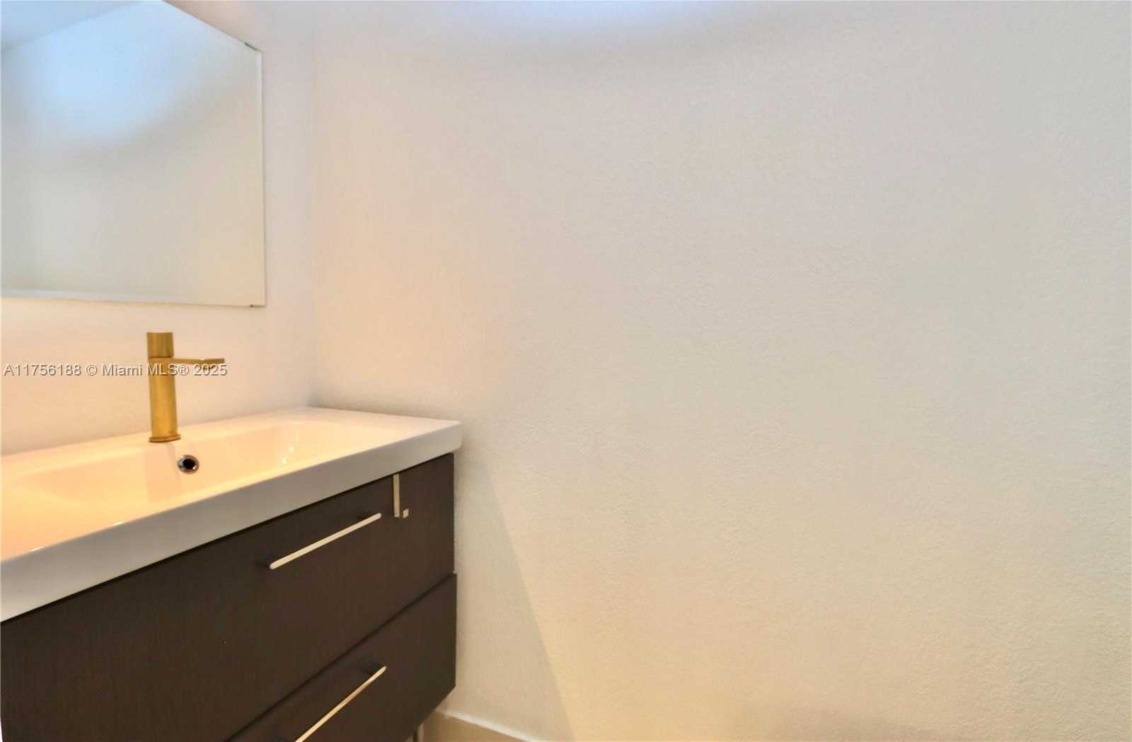 Small Image of 20350 WEST COUNTRY CLUB DR #104-4, Aventura Number 10