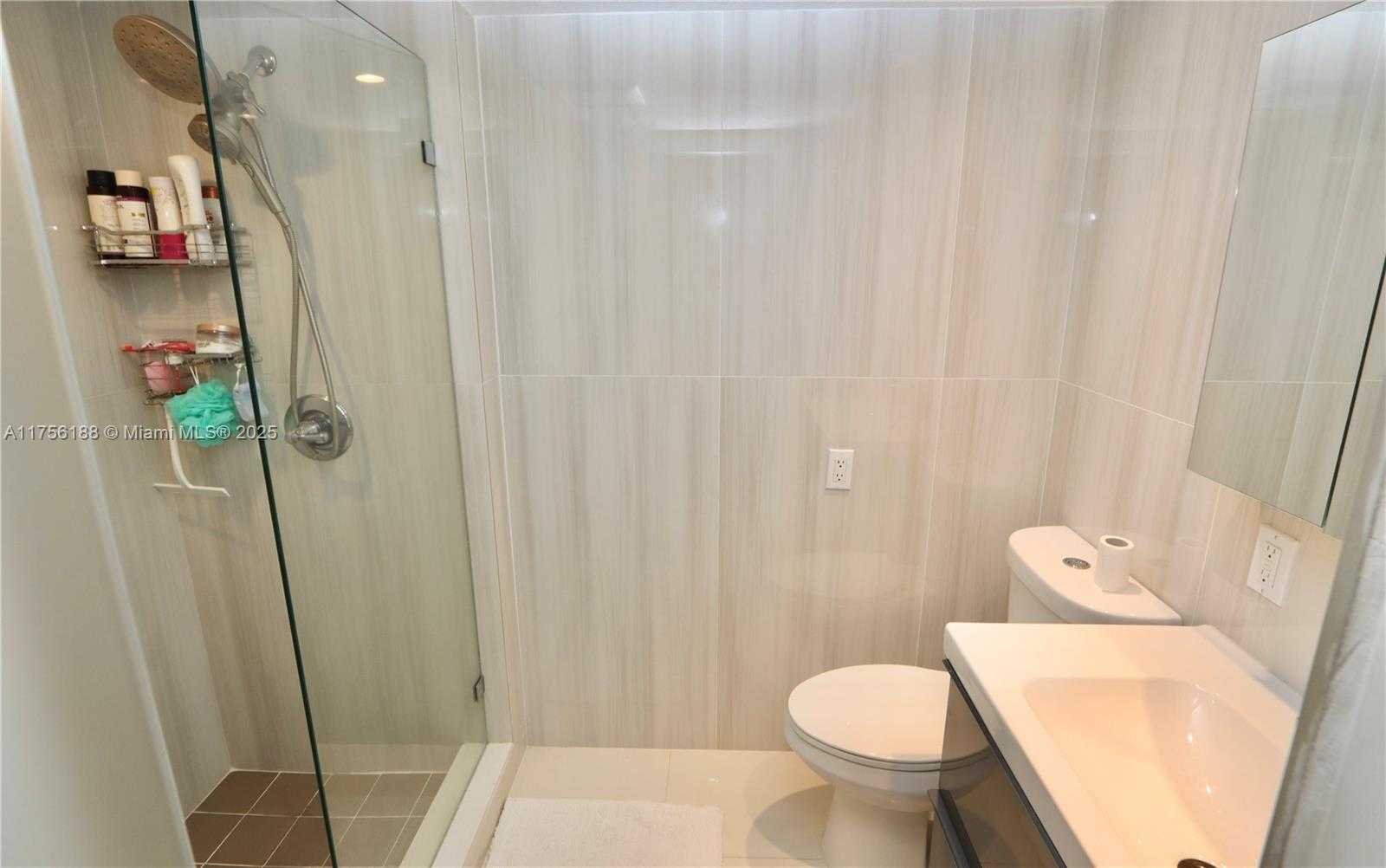 Small Image of 20350 WEST COUNTRY CLUB DR #104-4, Aventura Number 16