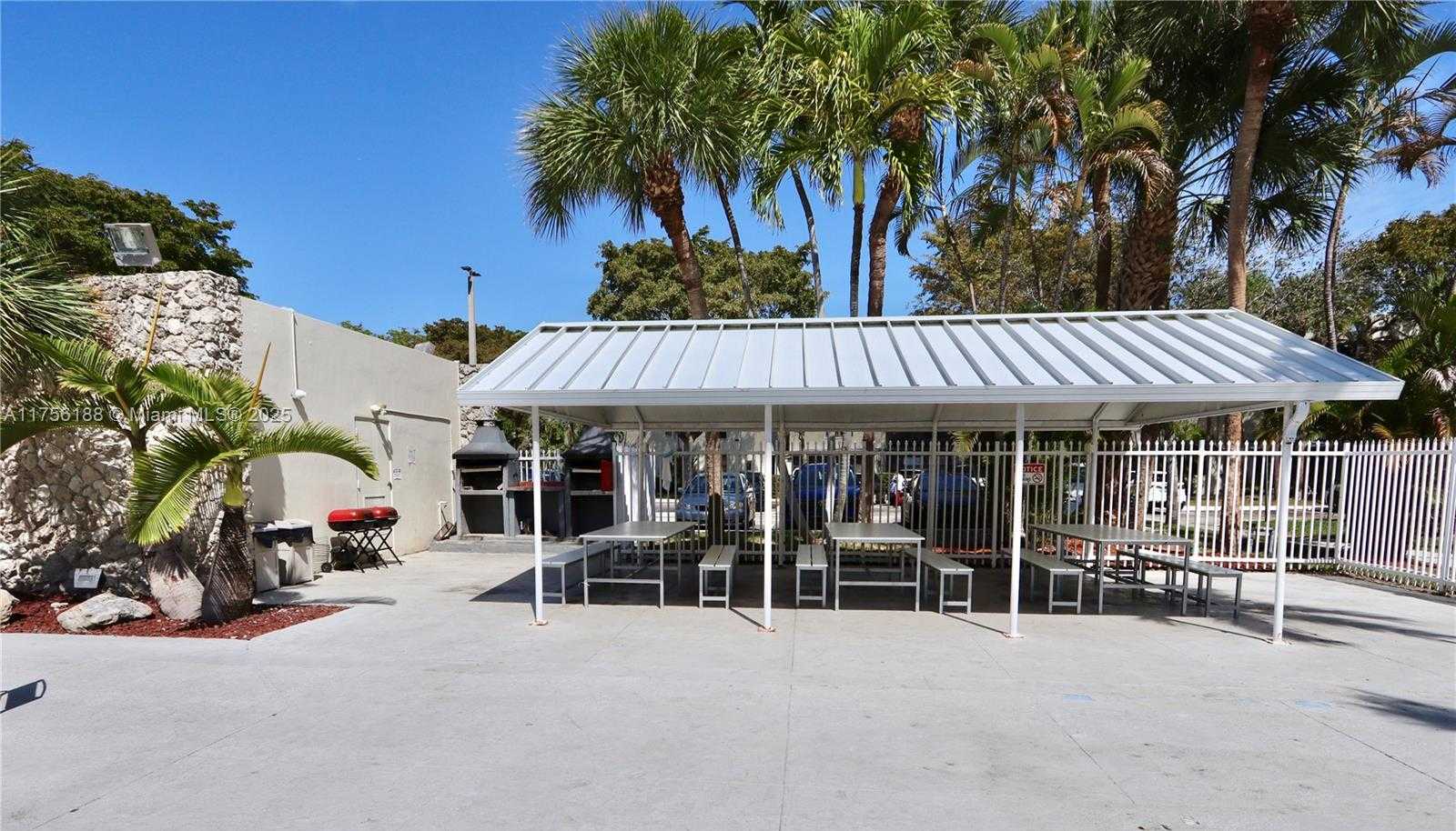 Small Image of 20350 WEST COUNTRY CLUB DR #104-4, Aventura Number 29