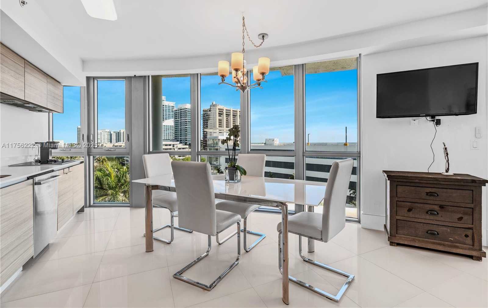 Small Image of 6620 INDIAN CREEK DR #605, Miami Beach Number 16
