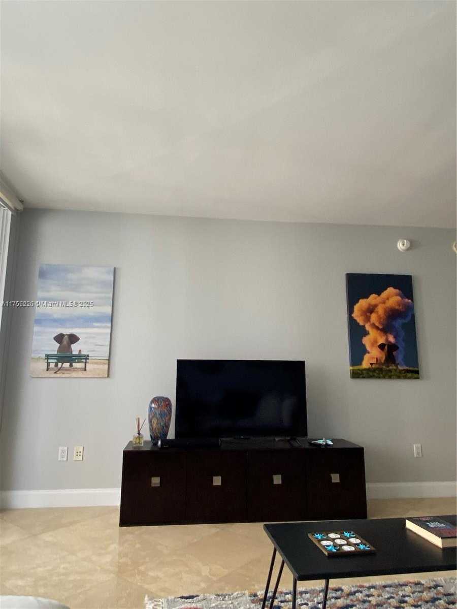 Small Image of 1830 SOUTH OCEAN DR #3609, Hallandale Beach Number 14