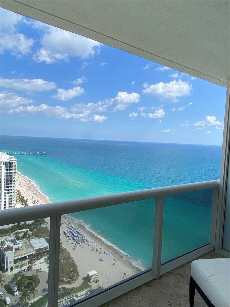 Small Image of 1830 SOUTH OCEAN DR #3609, Hallandale Beach Number 16