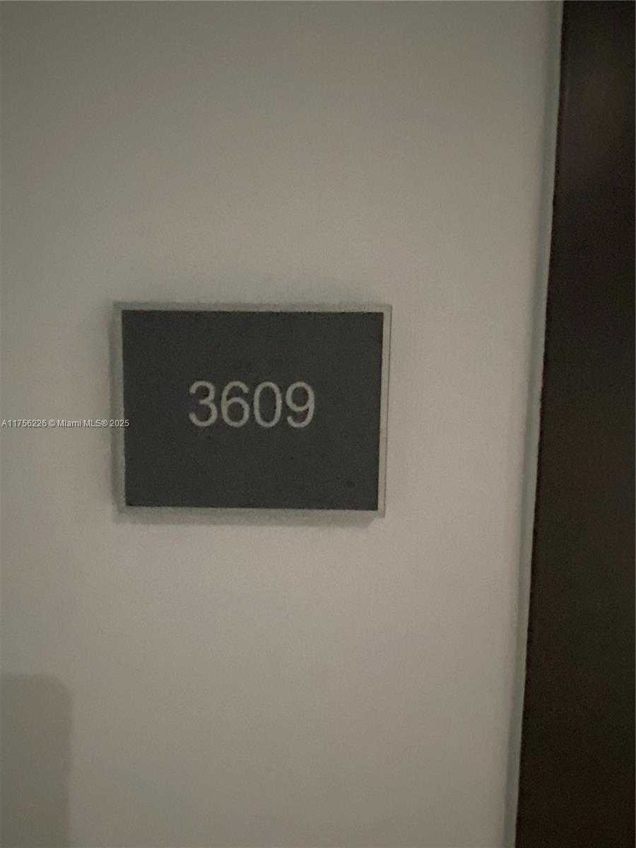 Small Image of 1830 SOUTH OCEAN DR #3609, Hallandale Beach Number 2
