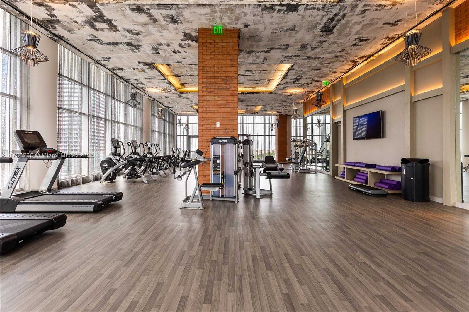Small Image of 4010 SOUTH OCEAN DR #R1609, Hollywood Number 44