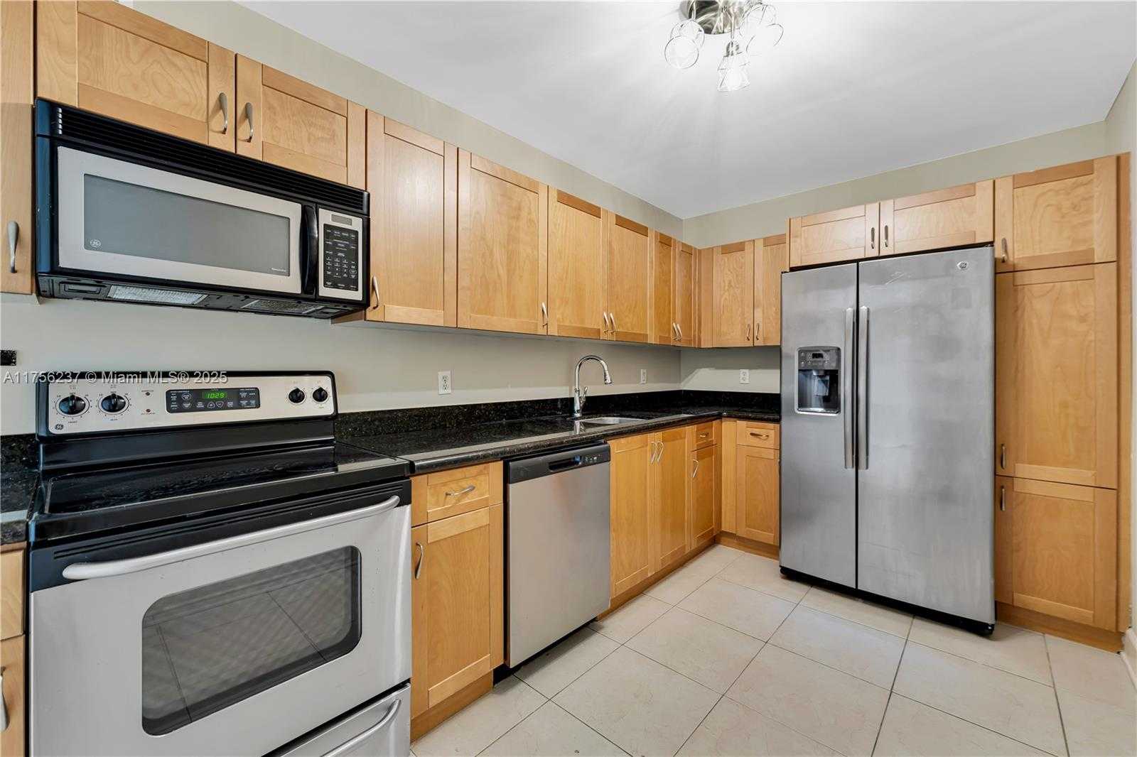 Small Image of 401 69TH ST #713, Miami Beach Number 7