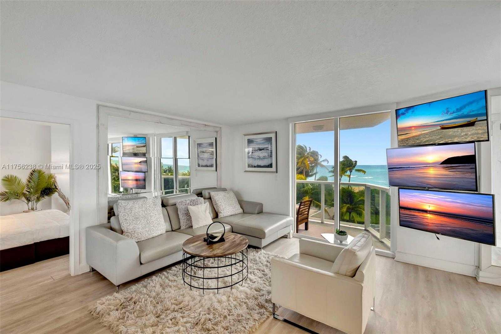 Small Image of 2401 COLLINS AVE #601, Miami Beach Number 3