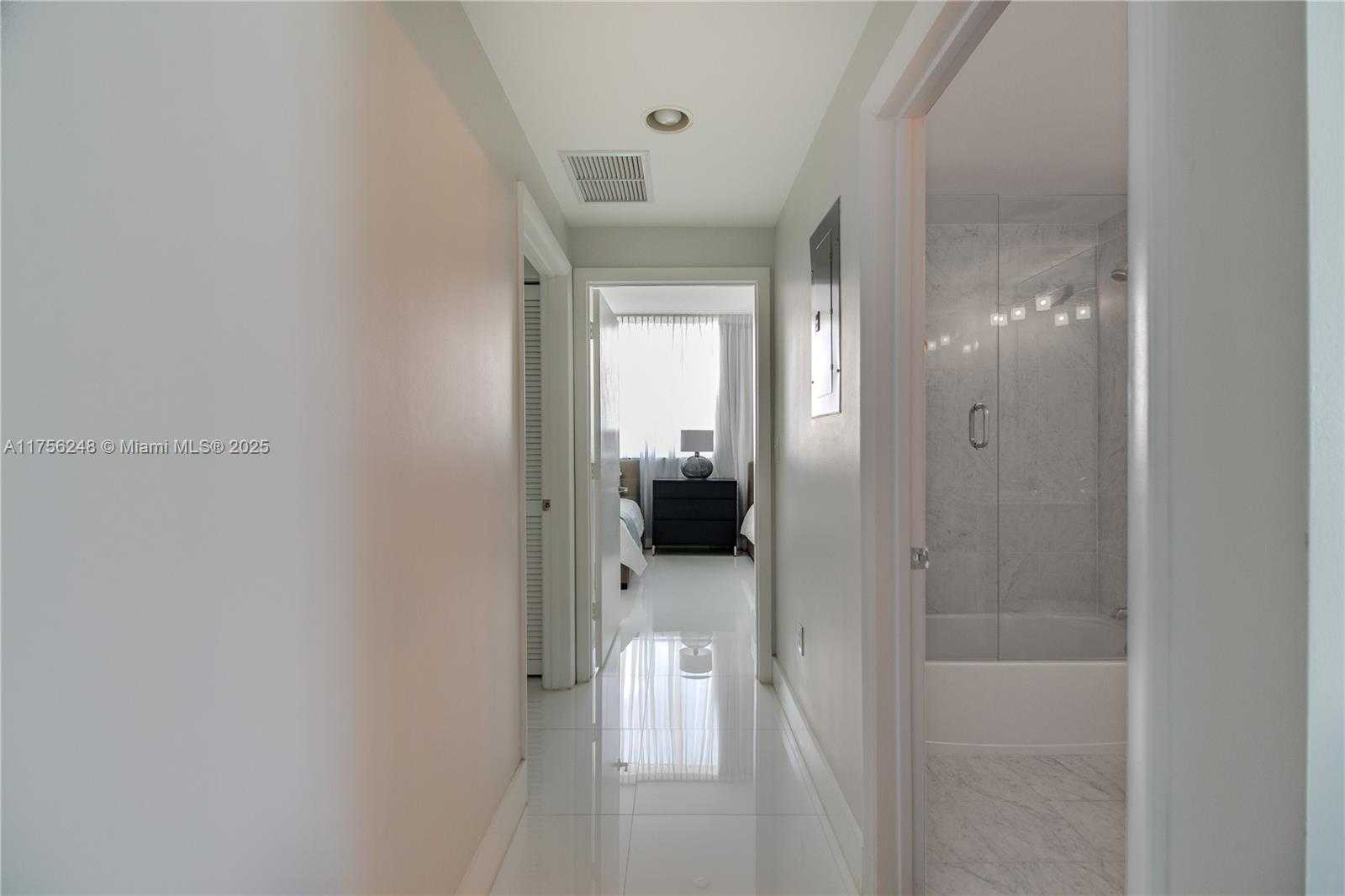 Small Image of 253 NORTH EAST 2ND ST #3702, Miami Number 15