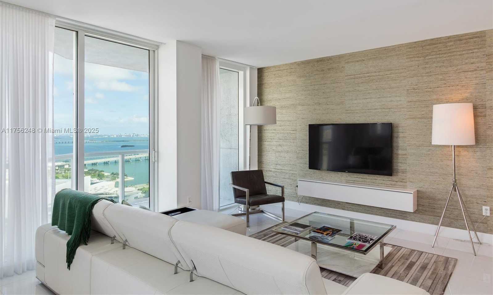 Small Image of 253 NORTH EAST 2ND ST #3702, Miami Number 8