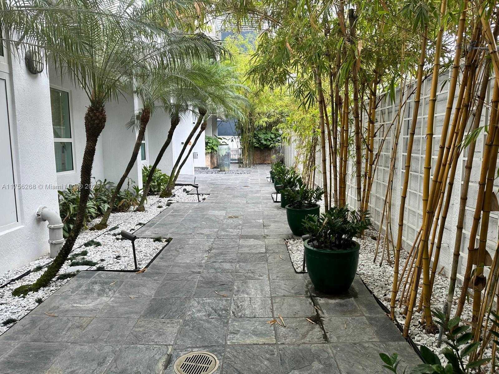 Small Image of 234 NORTH EAST 3RD ST #1805, Miami Number 3