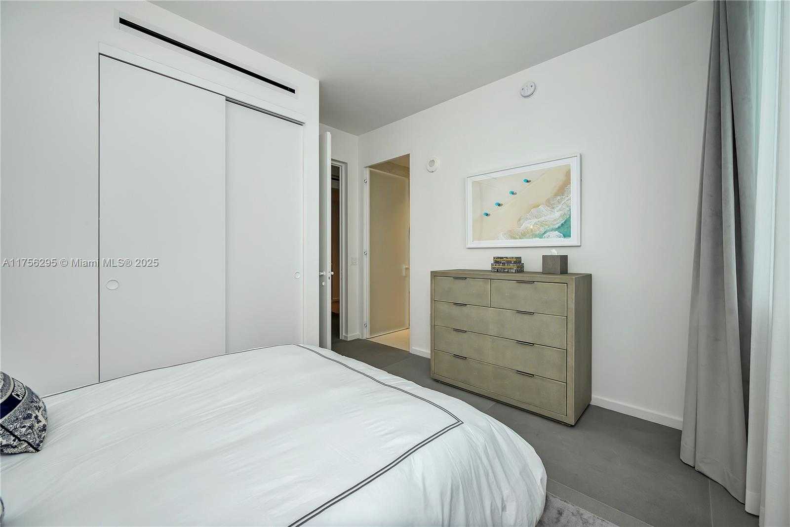 Small Image of 2000 SOUTH OCEAN DR #7B, Hallandale Beach Number 27