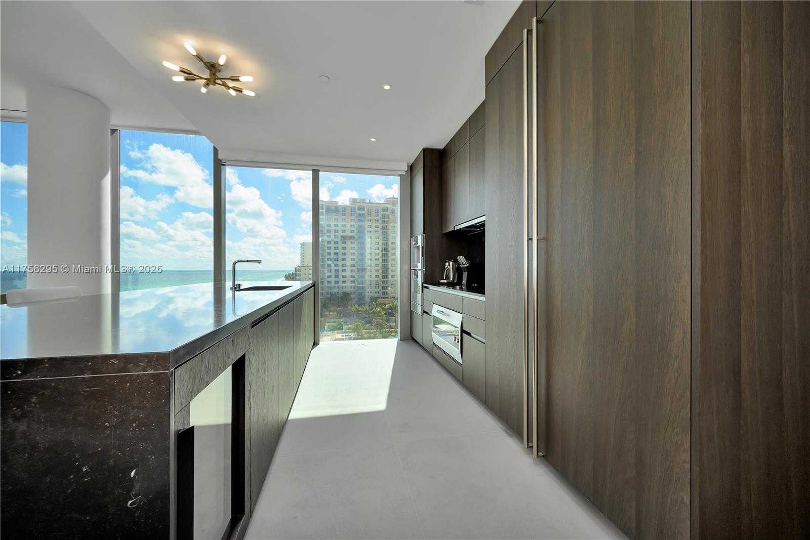 Small Image of 2000 SOUTH OCEAN DR #7B, Hallandale Beach Number 4