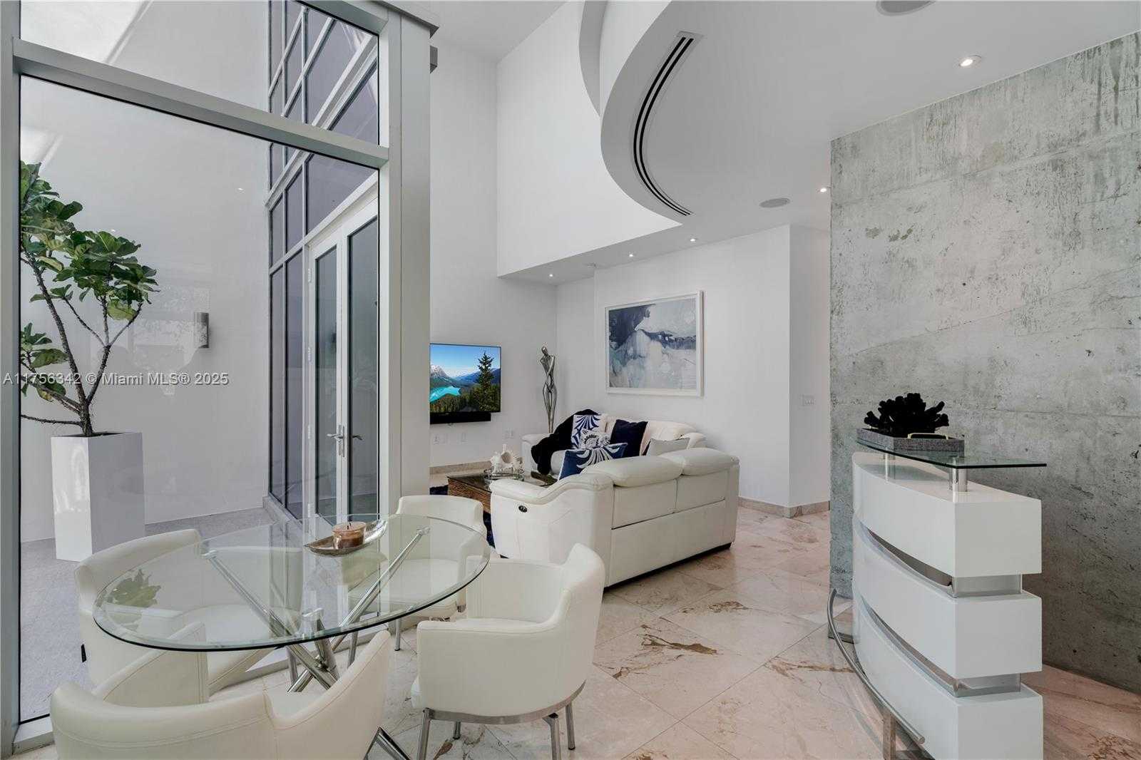 Small Image of 548 FERNWOOD RD #548, Key Biscayne Number 10