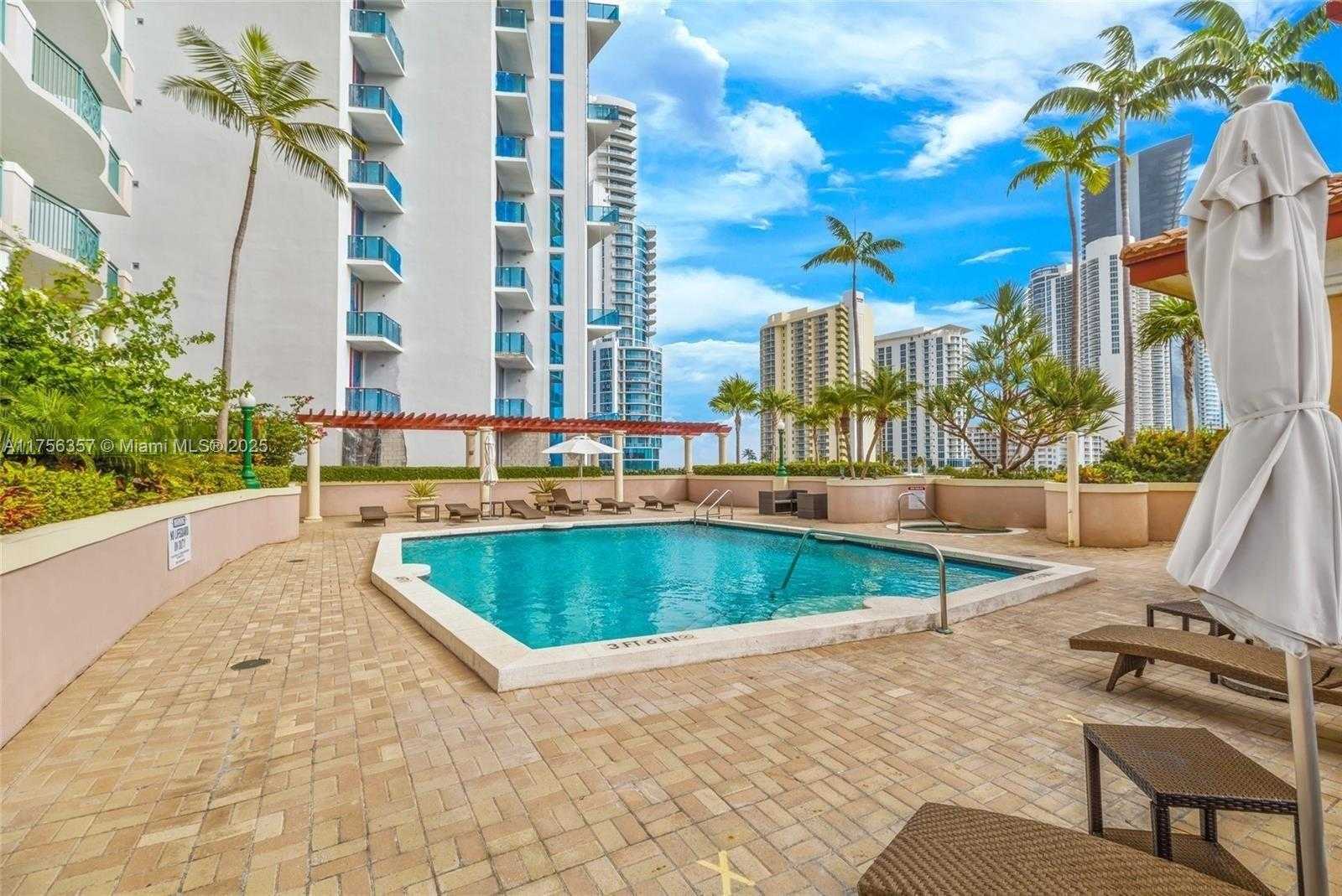 Small Image of 17555 ATLANTIC BLVD #606, Sunny Isles Beach Number 21