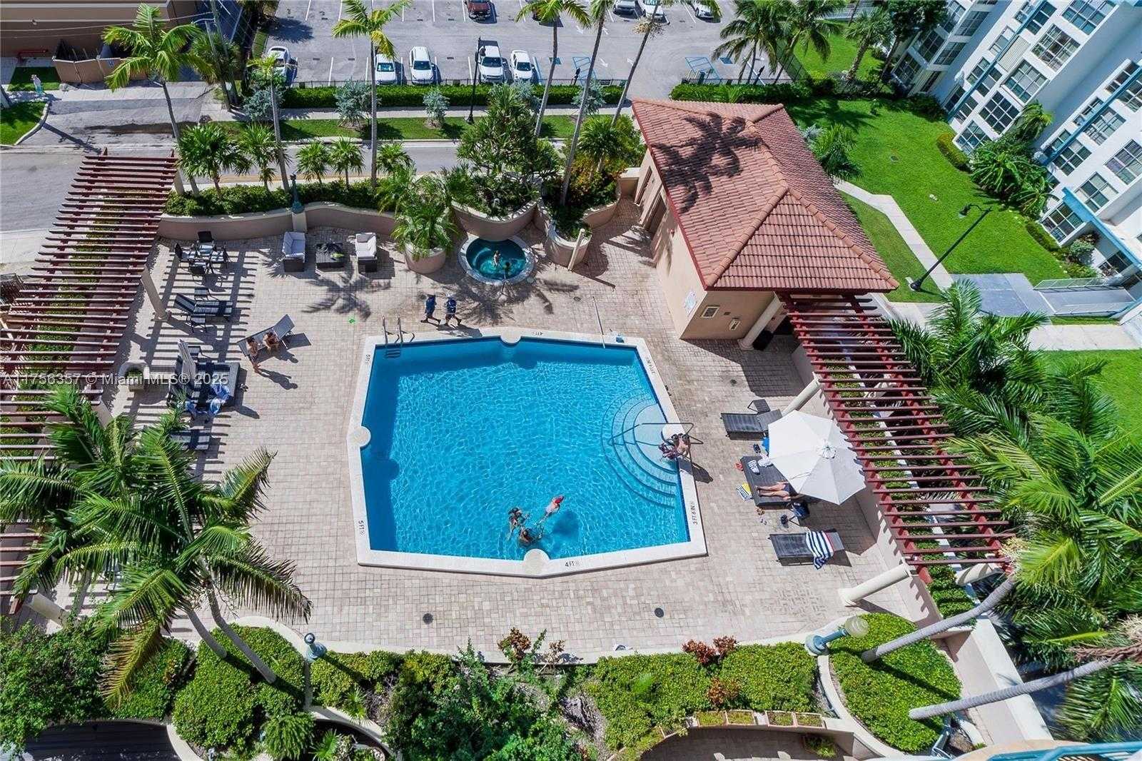 Small Image of 17555 ATLANTIC BLVD #606, Sunny Isles Beach Number 24