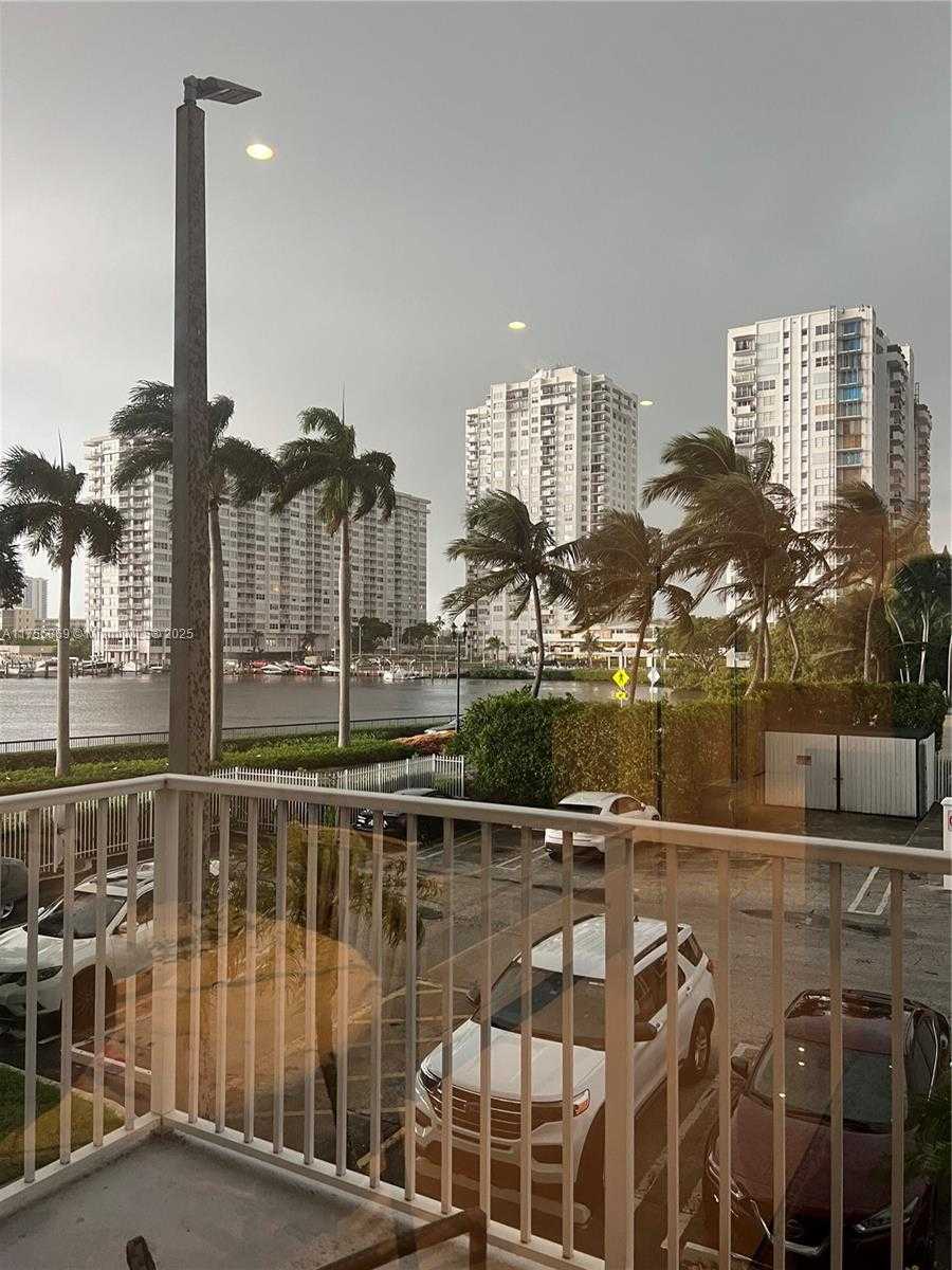 Small Image of 2801 NORTH EAST 183RD ST #215W, Aventura Number 19