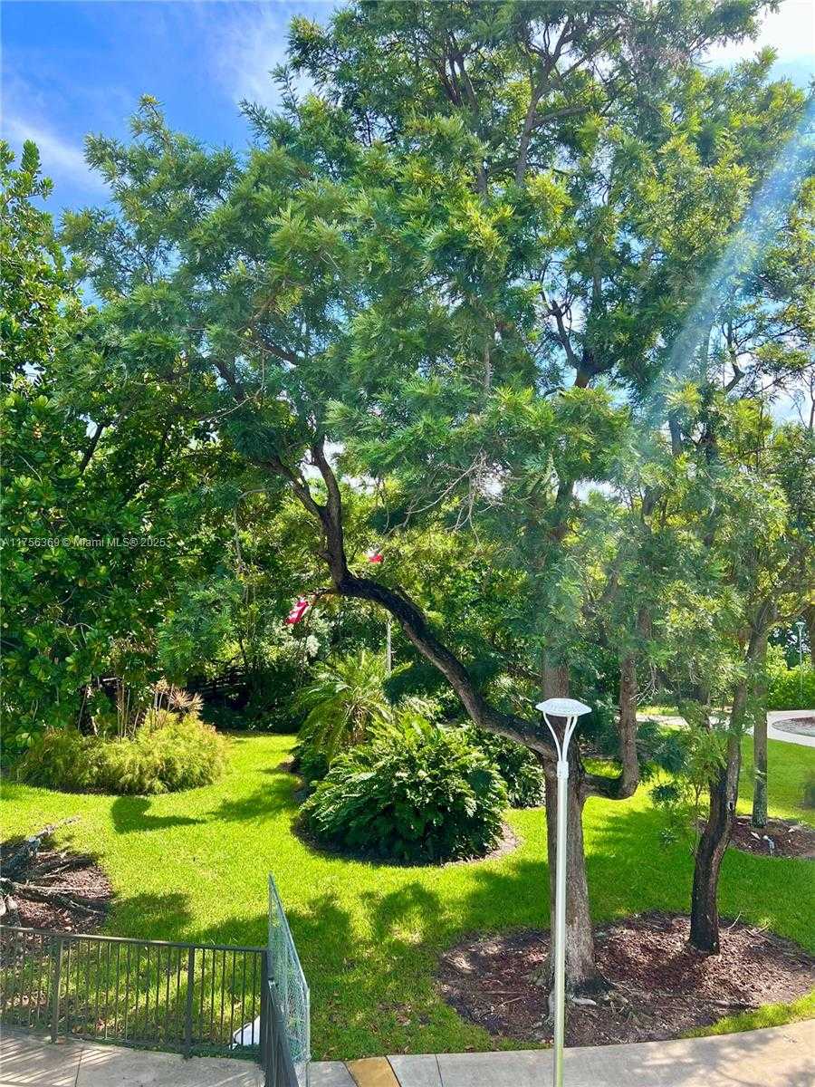 Small Image of 2801 NORTH EAST 183RD ST #215W, Aventura Number 39