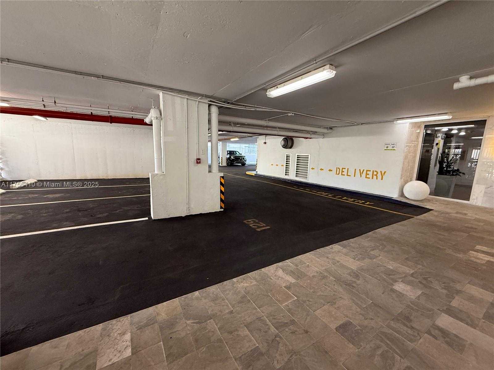 Small Image of 401 OCEAN DR #707, Miami Beach Number 10