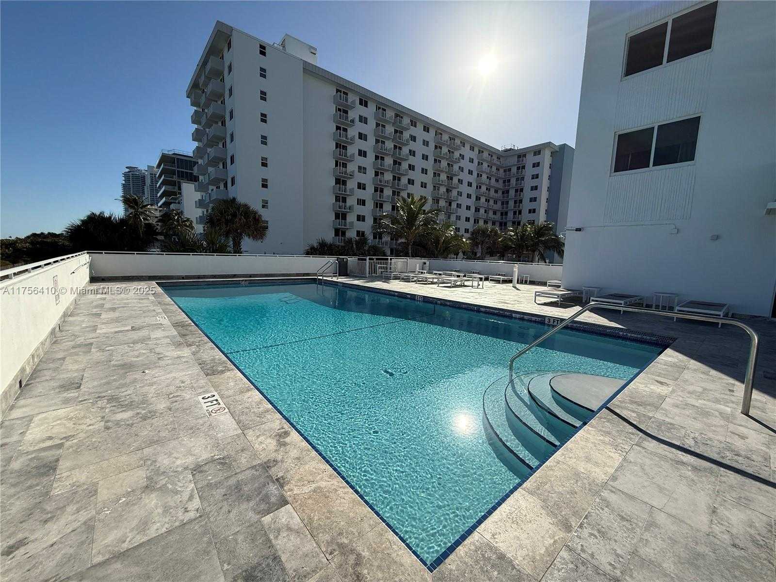 Small Image of 401 OCEAN DR #707, Miami Beach Number 30