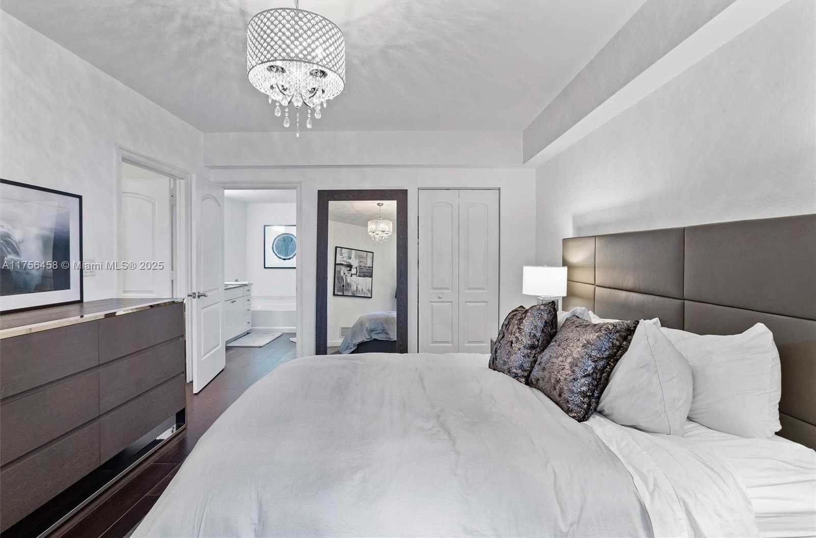 Small Image of 1830 RADIUS DR #620, Hollywood Number 12