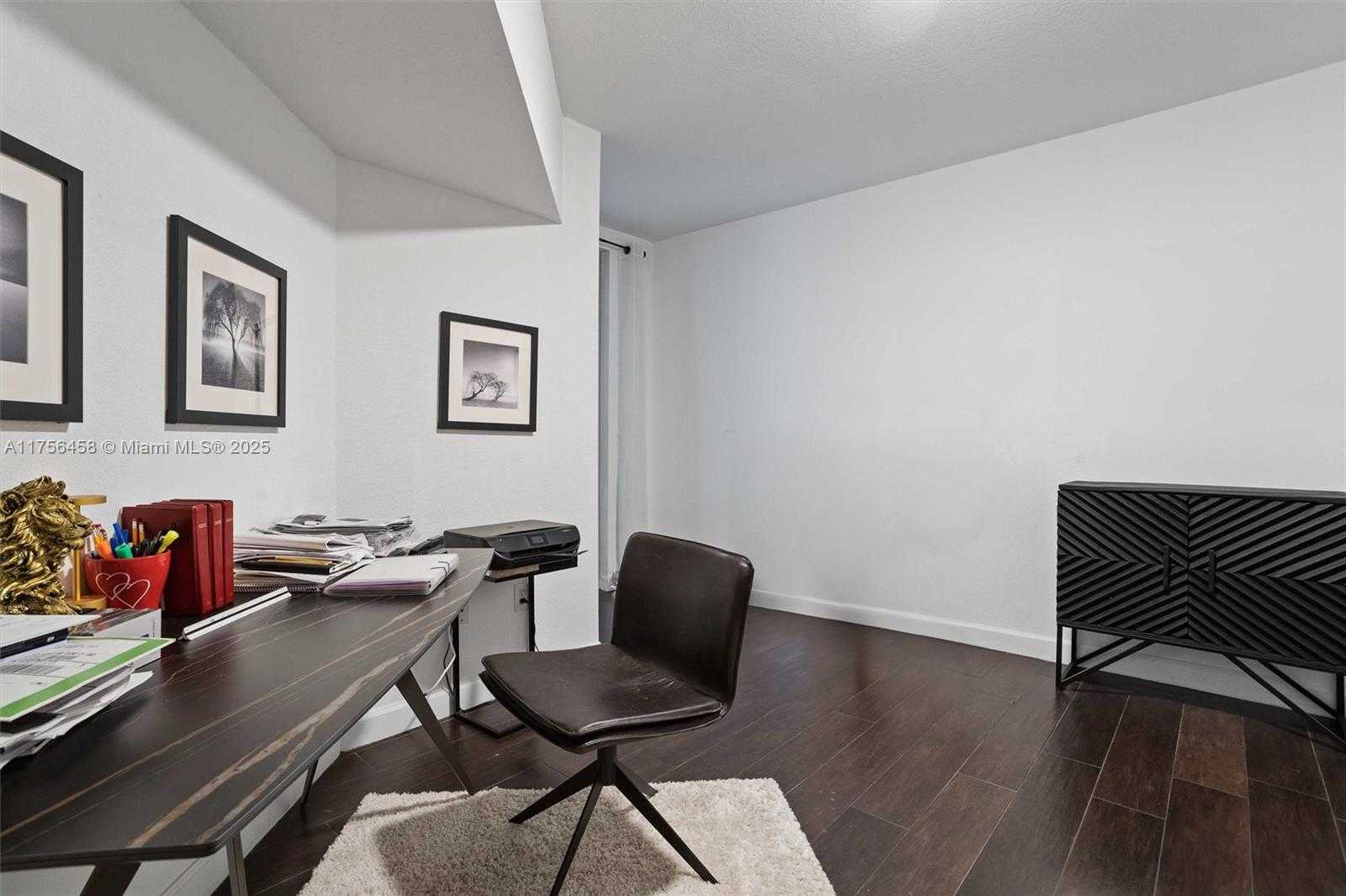 Small Image of 1830 RADIUS DR #620, Hollywood Number 15