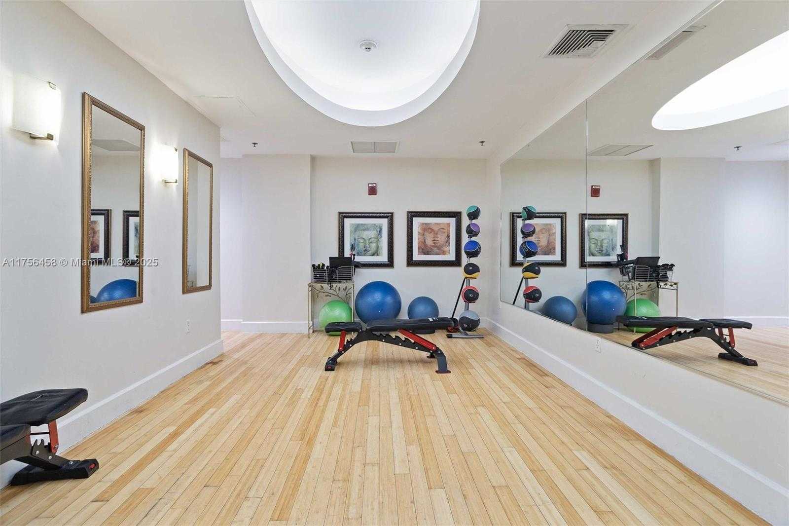 Small Image of 1830 RADIUS DR #620, Hollywood Number 29