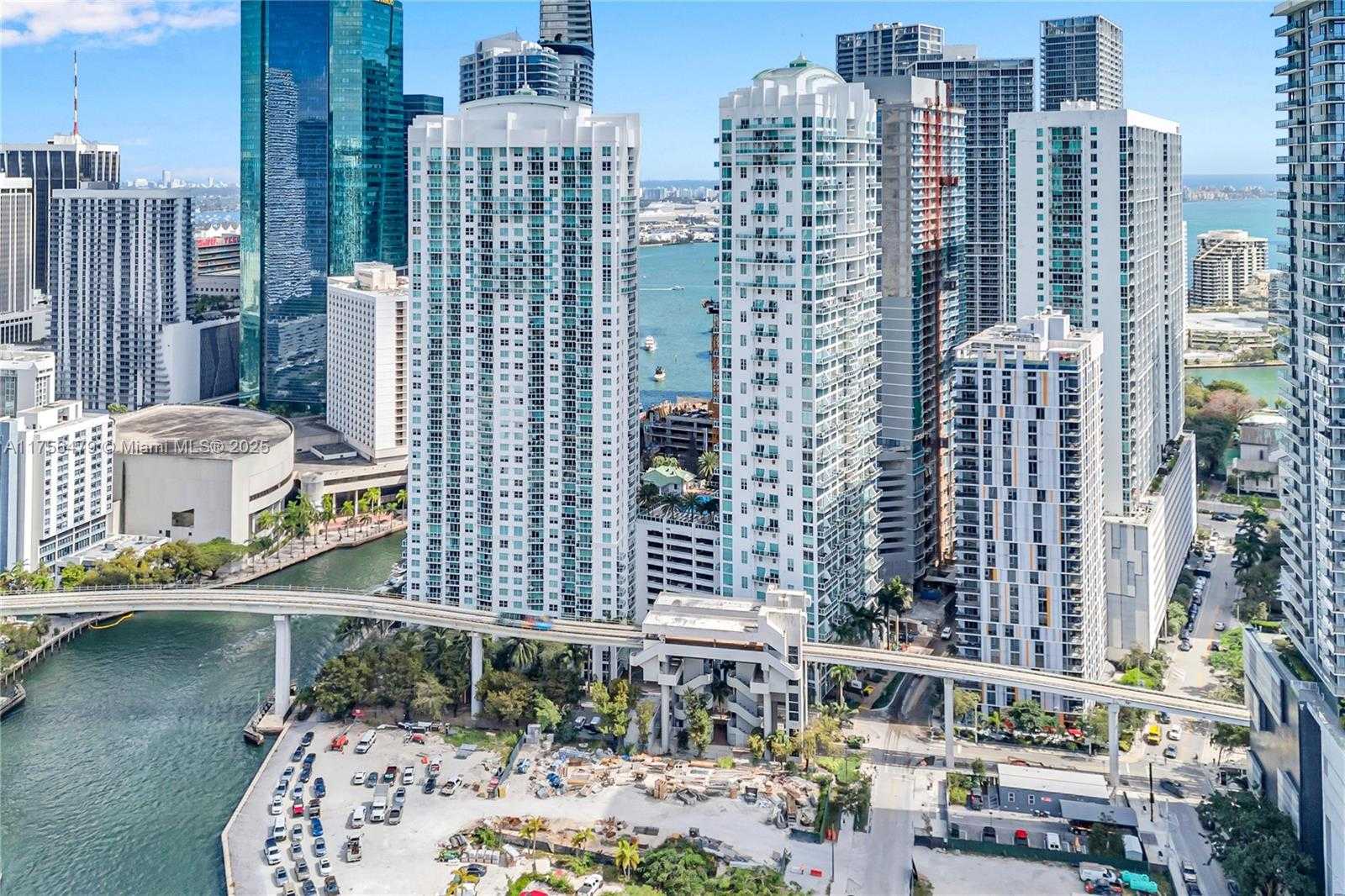 Small Image of 31 SOUTH EAST 6TH ST #805, Miami Number 17