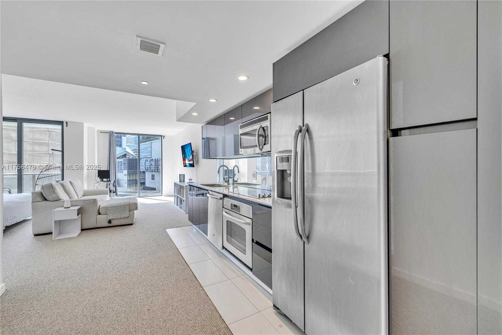 Small Image of 31 SOUTH EAST 6TH ST #805, Miami Number 5