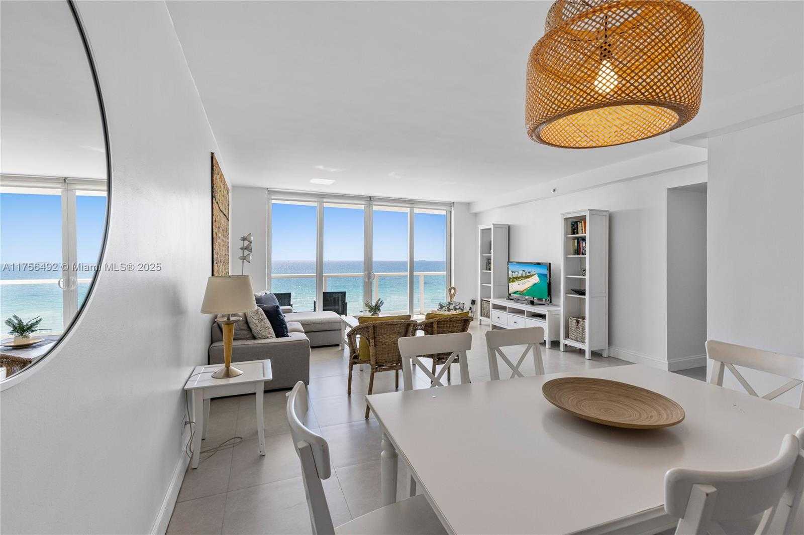 Small Image of 5601 COLLINS AVE #812, Miami Beach Number 13