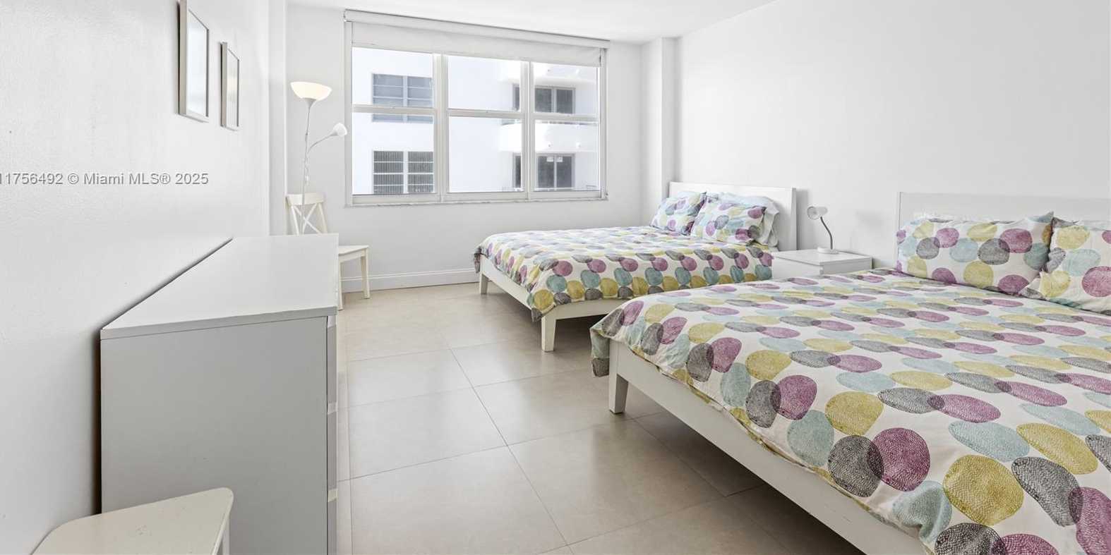 Small Image of 5601 COLLINS AVE #812, Miami Beach Number 26