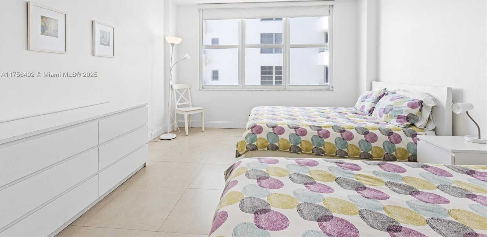 Small Image of 5601 COLLINS AVE #812, Miami Beach Number 28