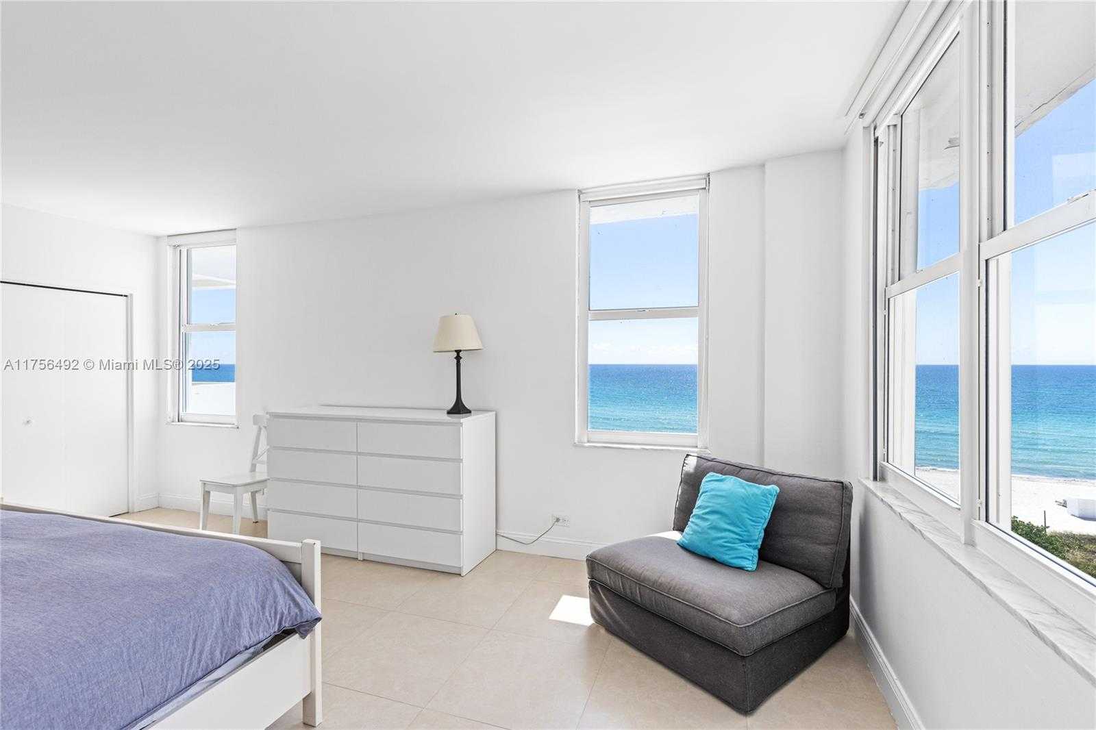 Small Image of 5601 COLLINS AVE #812, Miami Beach Number 35