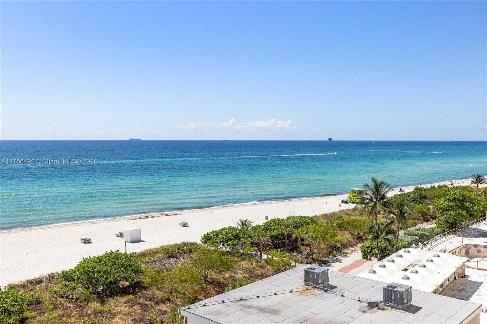 Small Image of 5601 COLLINS AVE #812, Miami Beach Number 47