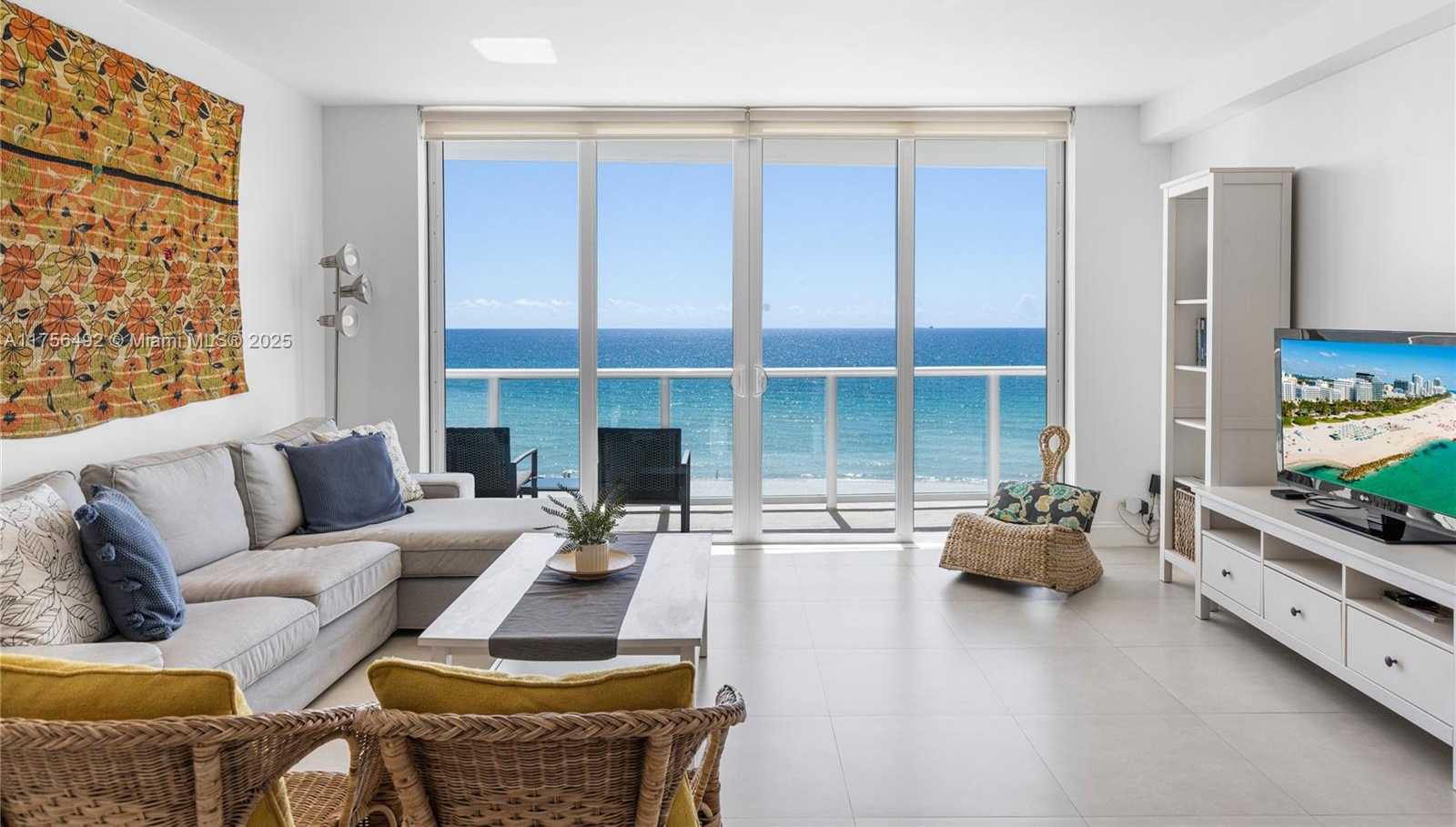 Small Image of 5601 COLLINS AVE #812, Miami Beach Number 5