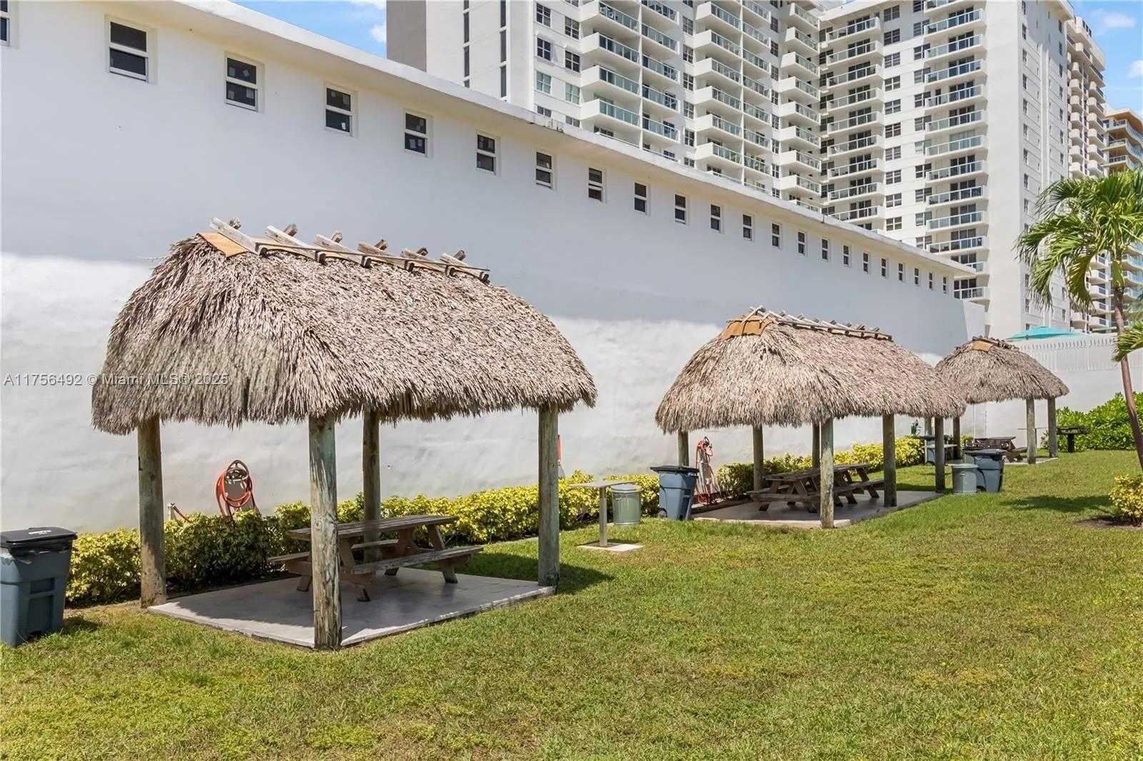 Small Image of 5601 COLLINS AVE #812, Miami Beach Number 61
