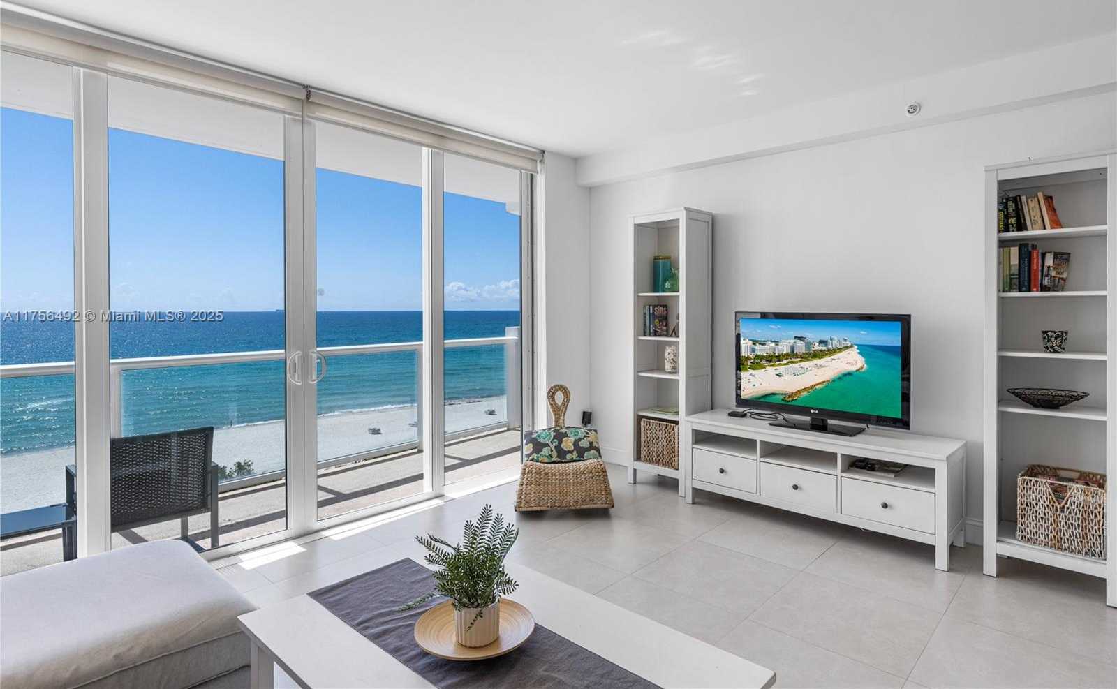 Small Image of 5601 COLLINS AVE #812, Miami Beach Number 8