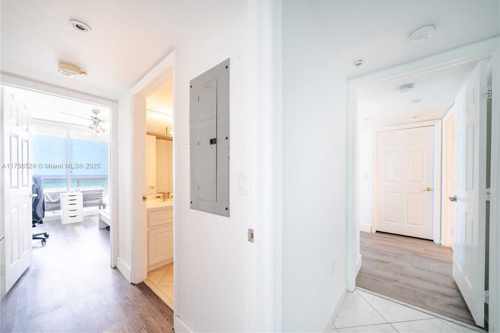 Small Image of 6301 COLLINS AVE #2802, Miami Beach Number 11