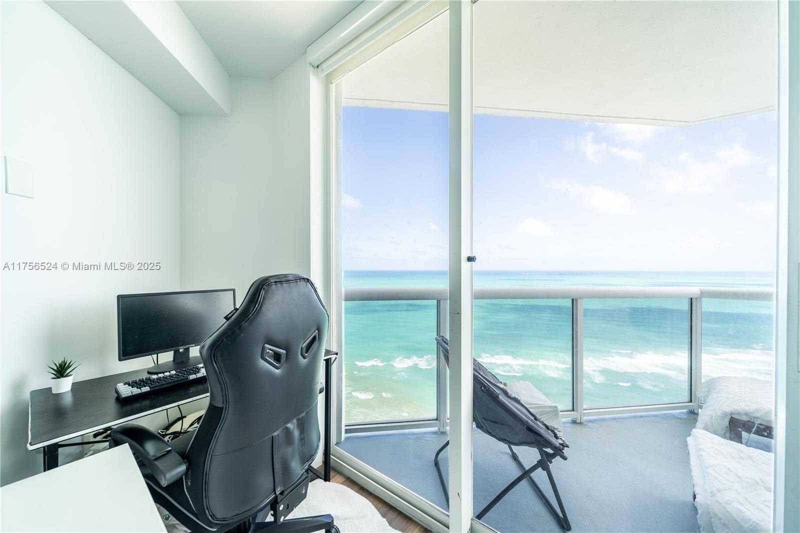 Small Image of 6301 COLLINS AVE #2802, Miami Beach Number 12