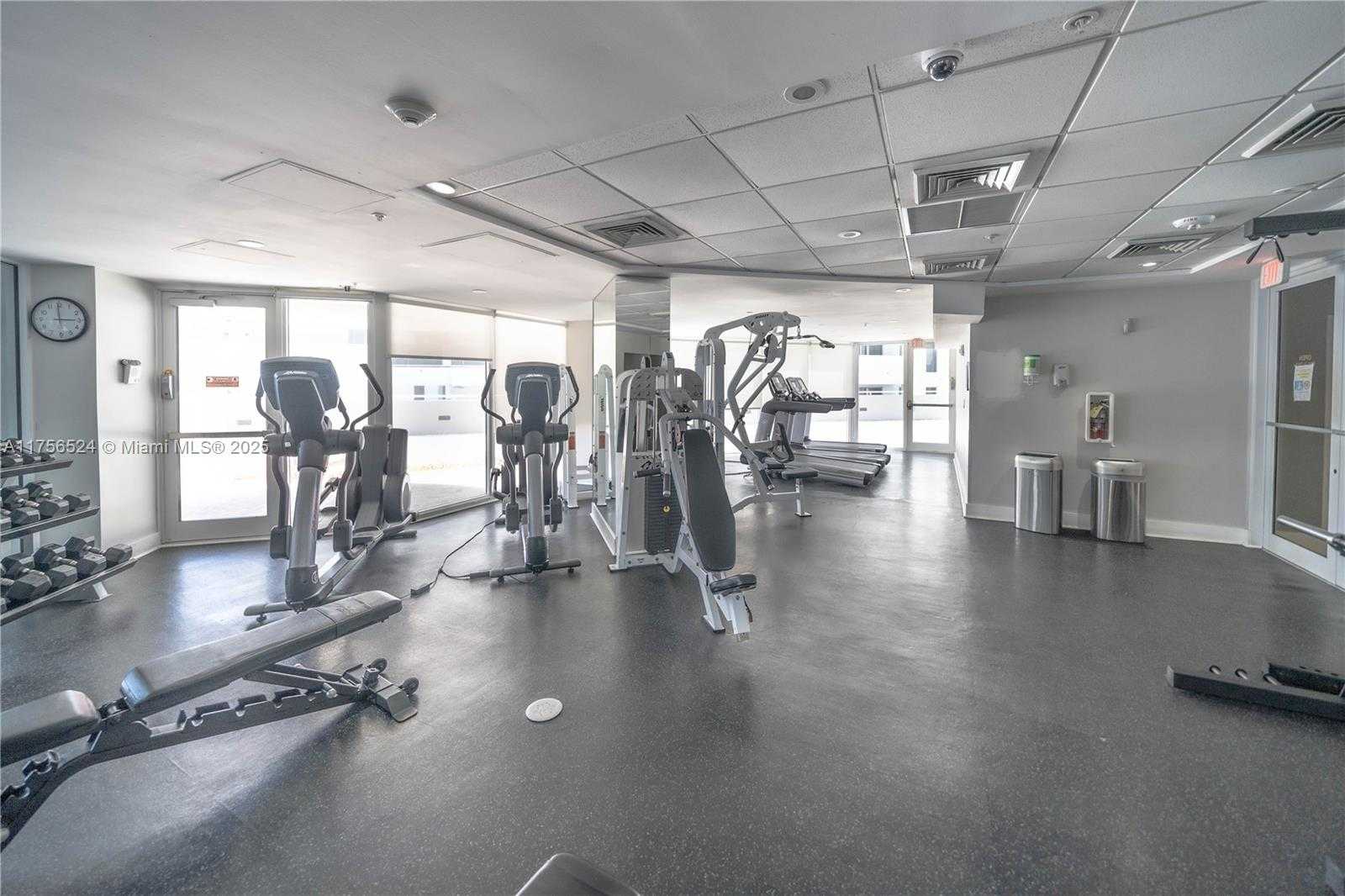 Small Image of 6301 COLLINS AVE #2802, Miami Beach Number 23