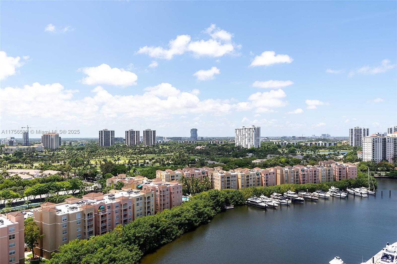Small Image of 19500 TURNBERRY WAY #16B, Aventura Number 24