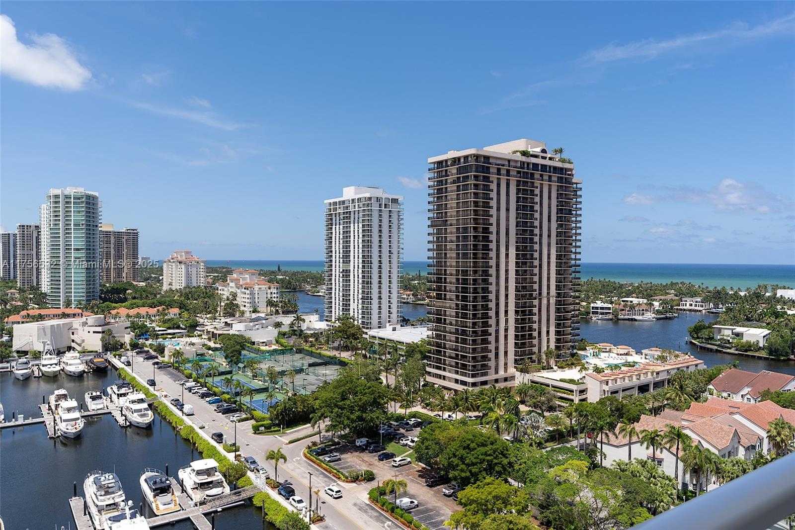 Small Image of 19500 TURNBERRY WAY #16B, Aventura Number 27