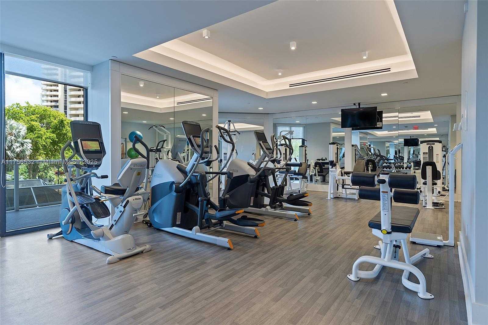 Small Image of 19500 TURNBERRY WAY #16B, Aventura Number 62