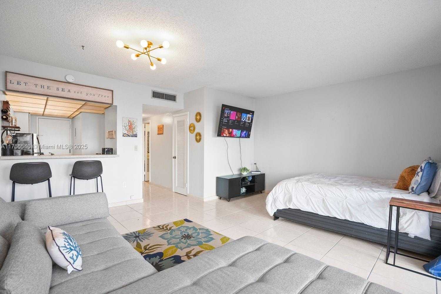 Small Image of 1965 SOUTH OCEAN DR #3A, Hallandale Beach Number 12