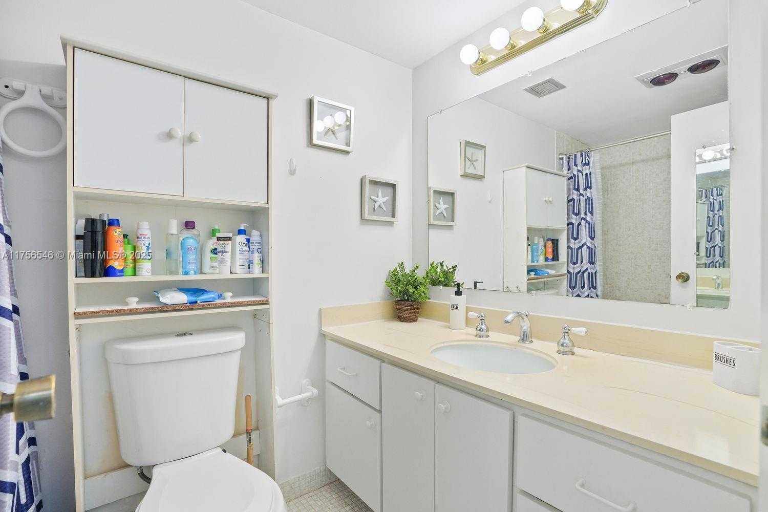 Small Image of 1965 SOUTH OCEAN DR #3A, Hallandale Beach Number 4