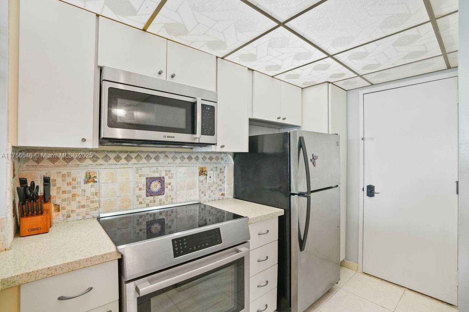 Small Image of 1965 SOUTH OCEAN DR #3A, Hallandale Beach Number 7